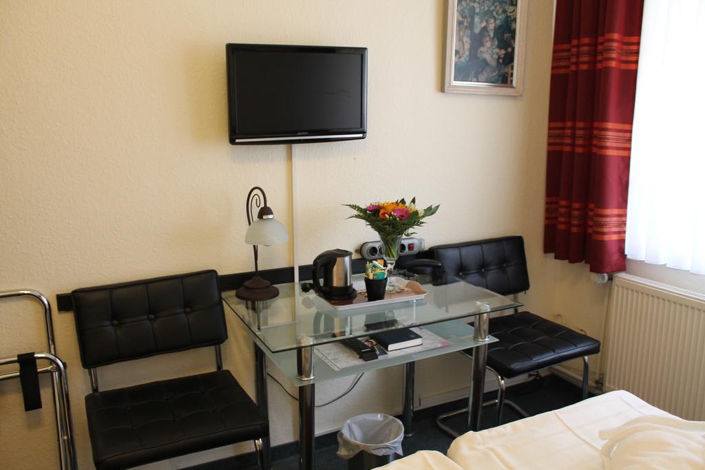 Hotel Mueller Koeln Pokoj fotografie